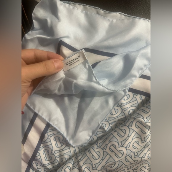 Burberry Print Silk Scarf - Picture 2 of 4